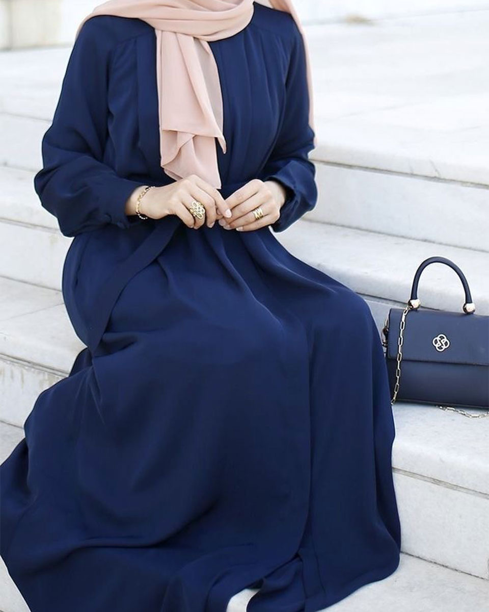 Cuffed-sleeves-Flowing-navy-1
