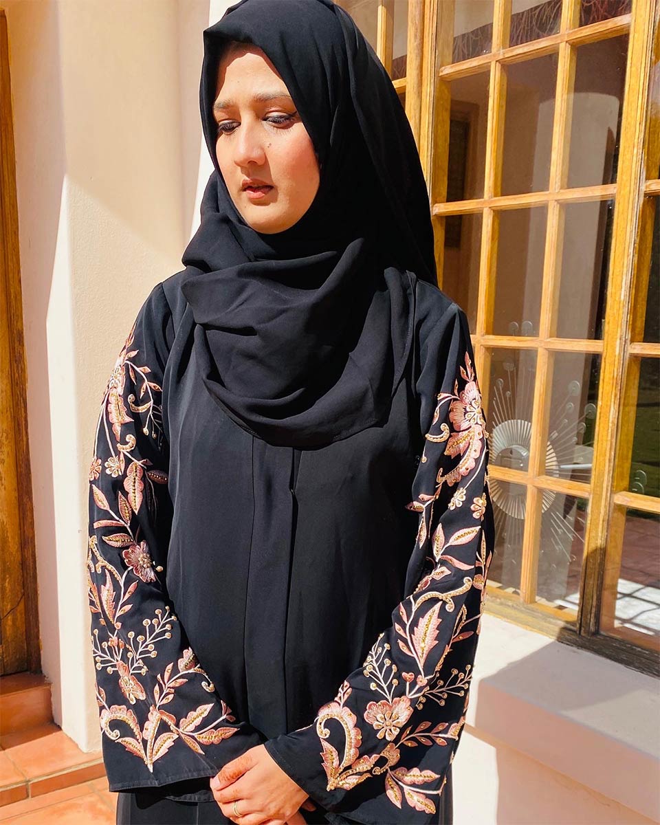 embroidered-sleeves-Black-3