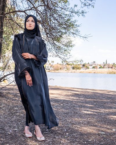 black-rose-abayas